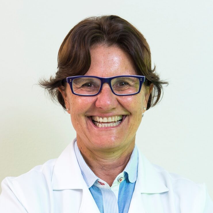 Dra. Ana Escobar