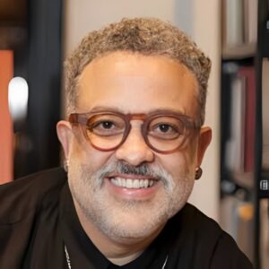 Eduardo Valladares
